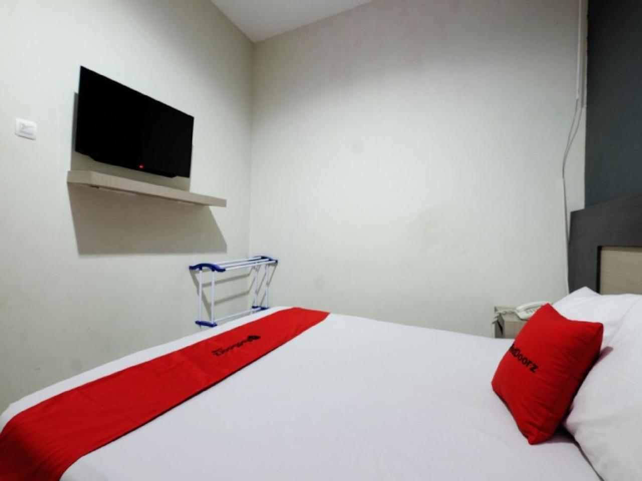 RedDoorz near Moro Mall Purwokerto Zewnętrze zdjęcie