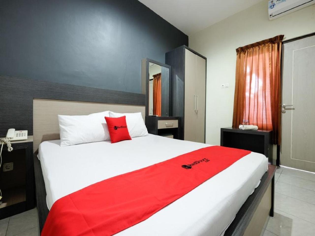RedDoorz near Moro Mall Purwokerto Zewnętrze zdjęcie