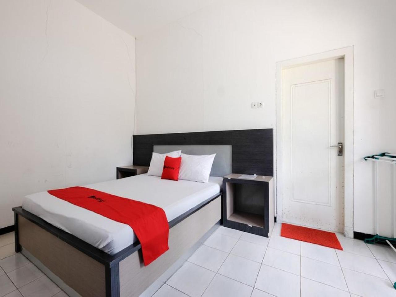 RedDoorz near Moro Mall Purwokerto Zewnętrze zdjęcie