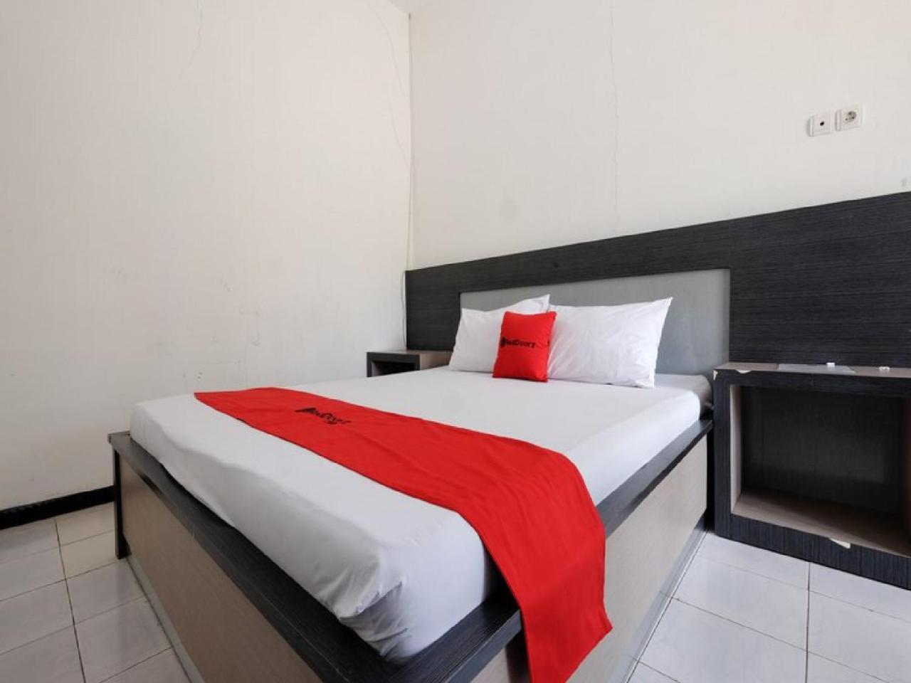 RedDoorz near Moro Mall Purwokerto Zewnętrze zdjęcie