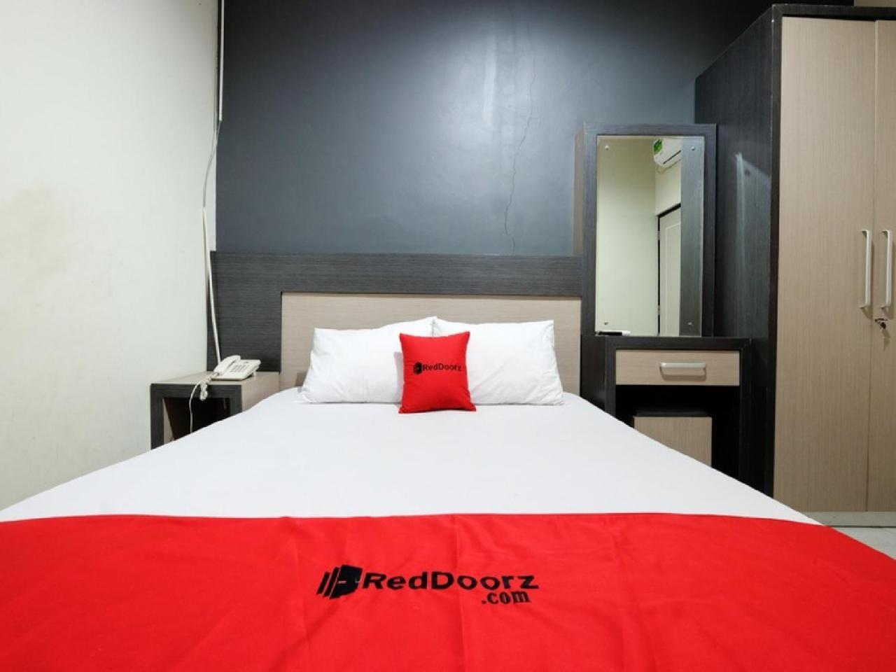 RedDoorz near Moro Mall Purwokerto Zewnętrze zdjęcie